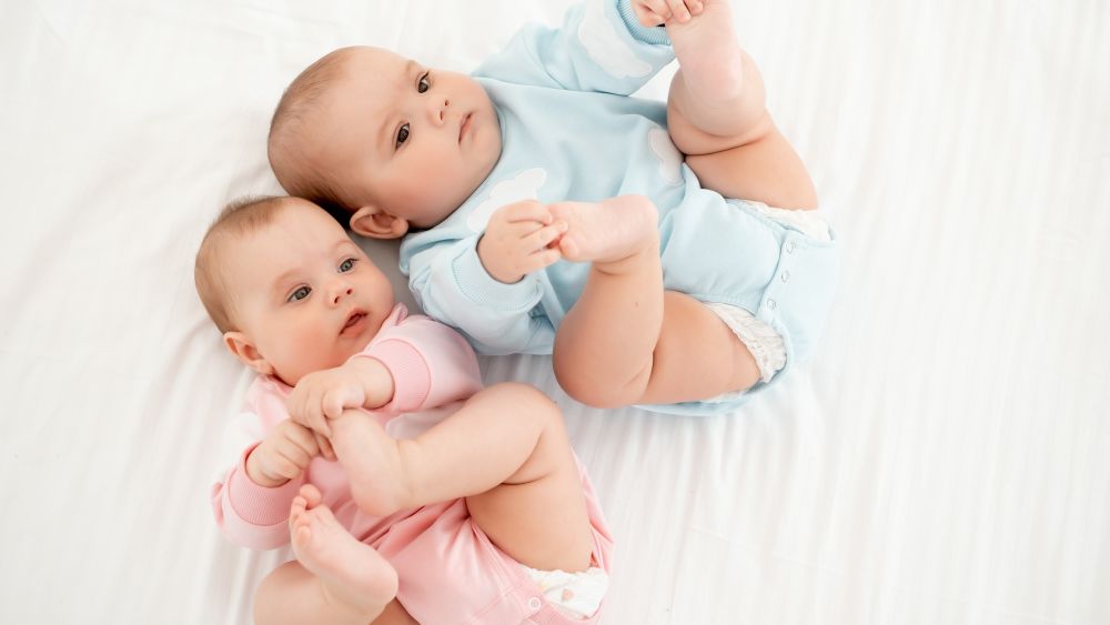 【赤ちゃんの名付け】どんな名前が人気だった？男の子・女の子の命名プレイバック〈2022年〉