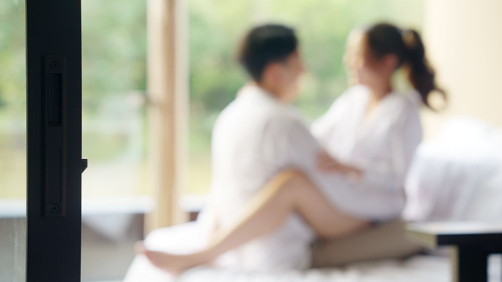 セックスの体位「千鳥」で血行アップ！ホルモン分泌を活性化する妊活習慣【48手ヨガ】