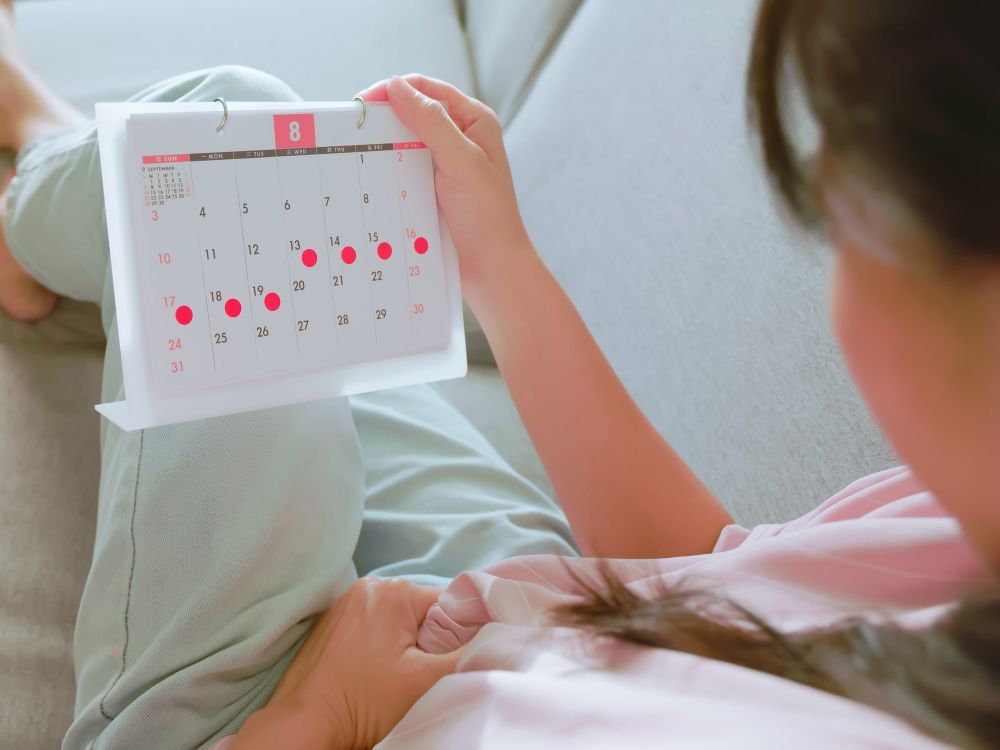 排卵痛は女性みんな経験するもの？「毎回痛かった」「何も感じなかった」妊活卒業生体験談