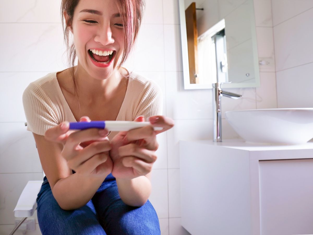 レスだったけれど一度だけ思い当たる日が！半信半疑で妊娠検査薬を試したところ…【授かり体験談】
