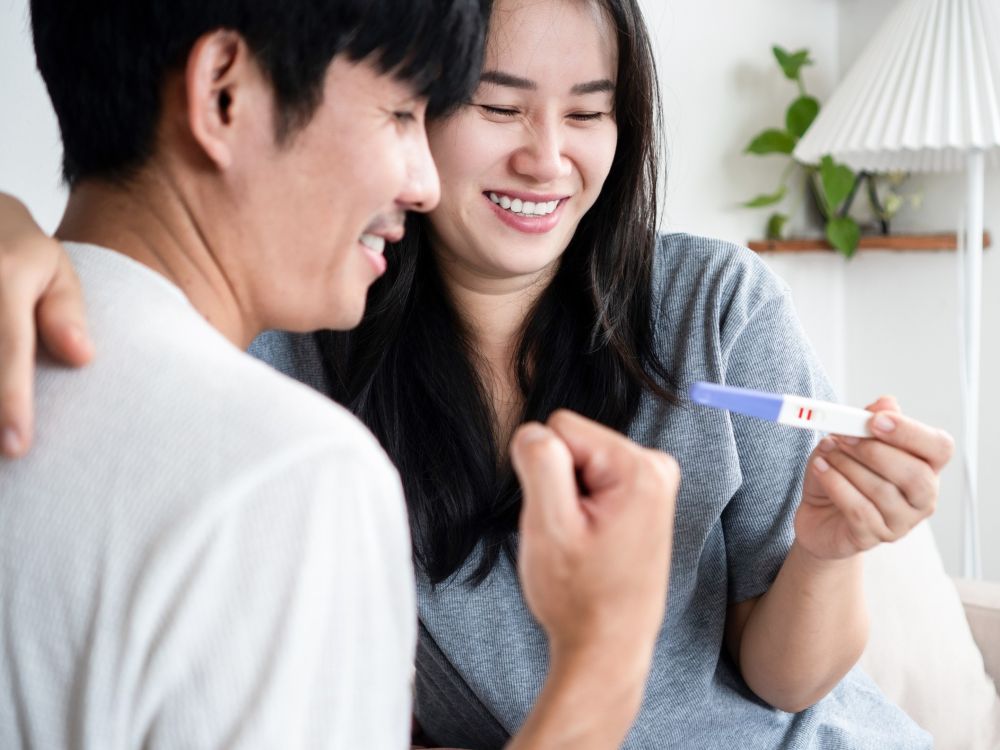 男性側に問題あり、性交渉がうまくいかない、43歳以上など〈人工授精〉が期待できるケースを解説