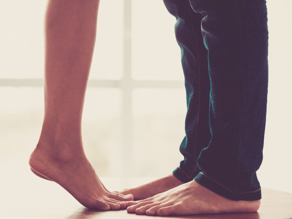 回数が多すぎると妊娠しない!?不妊治療中のセックス、控える？いつもより多く？〈ドクターアドバイス〉