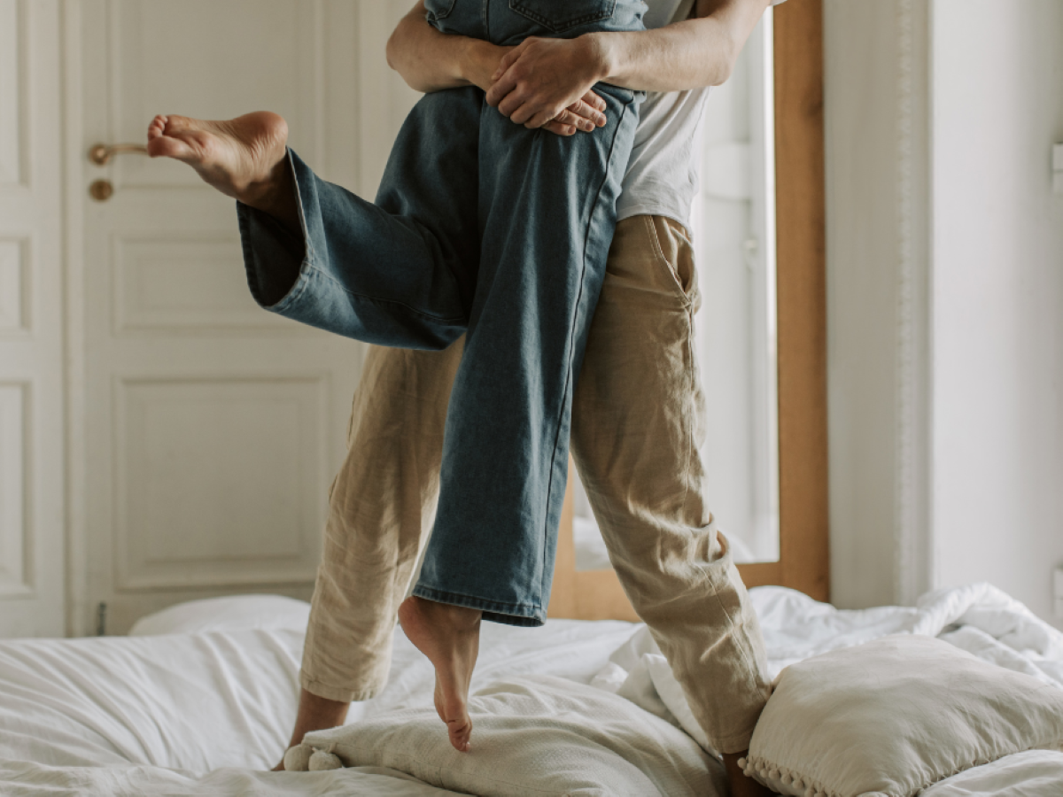 久しぶりに求め合ったあの日のセックス。「もう夫婦二人でいいよね」そう思っていたら〈妊娠体験談〉